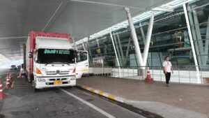 movehomethailand.com รถตู้ทึบรับจ้าง